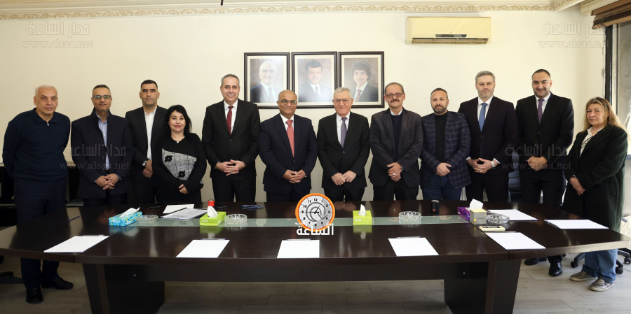 الصحفيين توقع اتفاقية خدمات إدارية مع