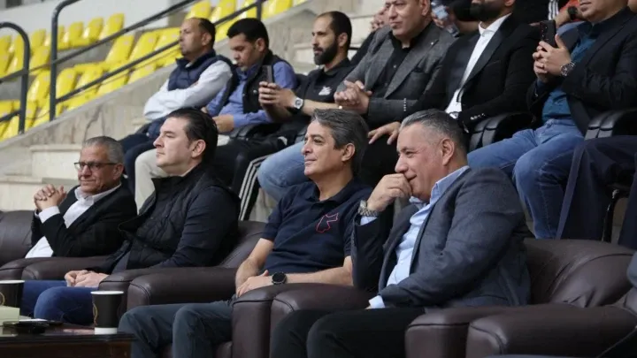 وزير الشباب يفتتح بطولة نادي مدينة