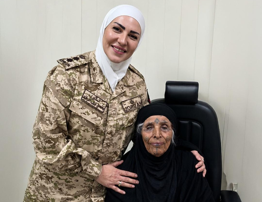 الملكة رانيا تعلق على عملية زراعة
