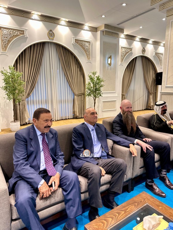 السفير الأميركي هولتسنايدر يعود لنشاطه ويعزي