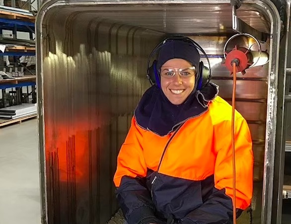 تمشي مجددا بعدما أصيبت بالشلل لعدة