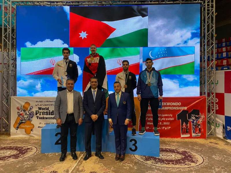 طلبة عمان الأهلية .. نجوم تتلألأ