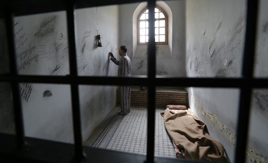 بريطانيا تدفع 530 مليون دولار لإيران