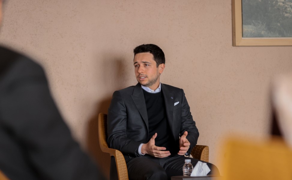 ولي العهد: أهمية إيجاد بيئة اقتصادية