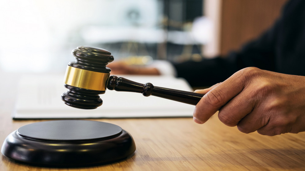 محكمة جنايات السلط تجمع عقوبات أرباب