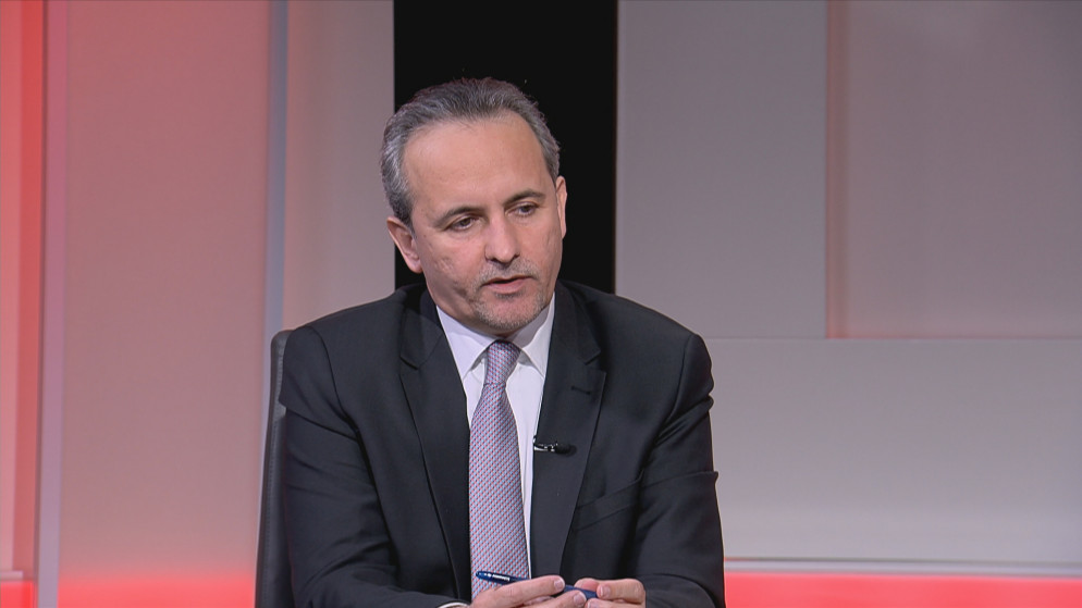 اللبون: الحكومة لا تستهدف من تطبيق