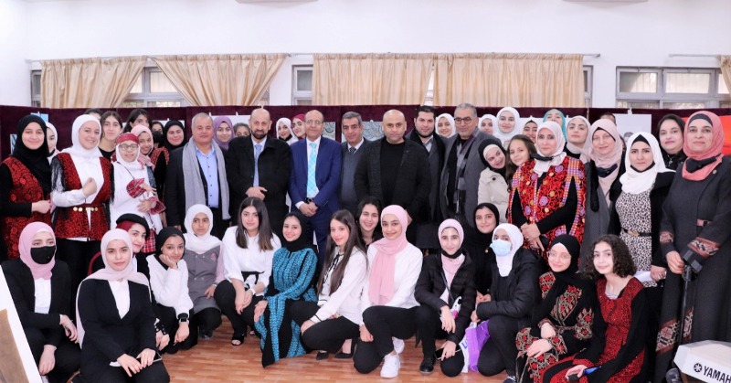 نموذجية اليرموك تنظم مسابقة تصميم أفضل