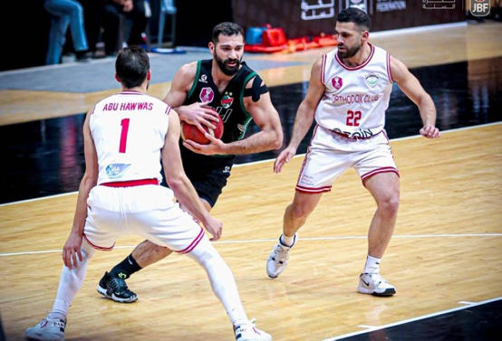 الأرثوذكسي يتخطى الاهلى ويواصل مطاردة الوحدات