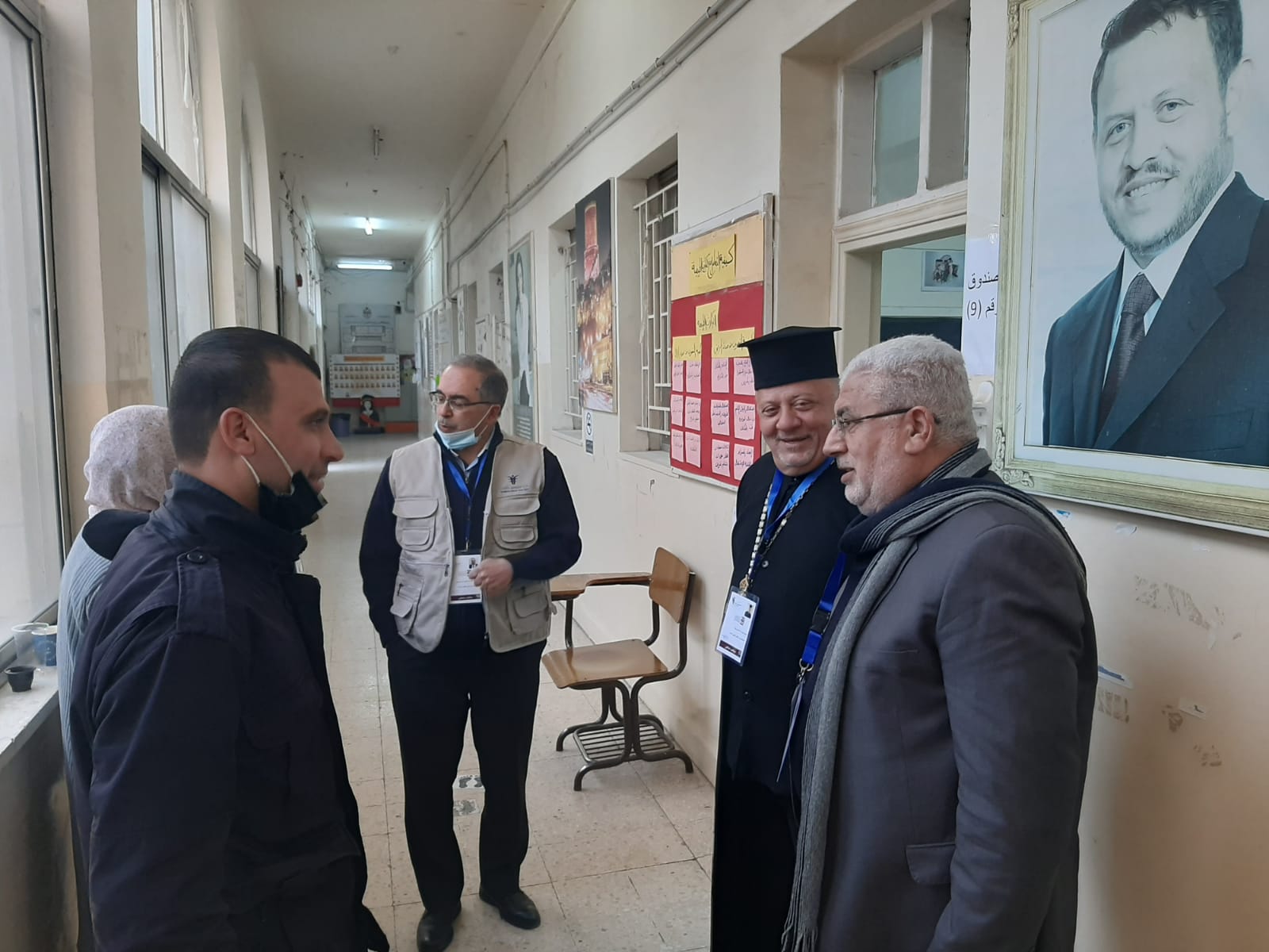 غرايبة والعرموطي والأب حداد يجرون جولة