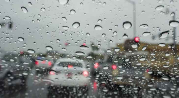 “الافتاء” توضح حكم الجمع بين الصلوات