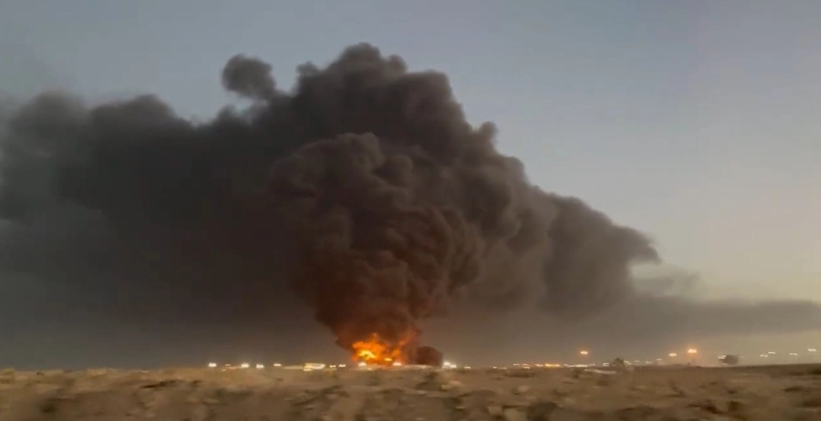 الحوثي تعلّق هجماتها ضد السعودية لمدة