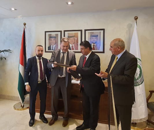 الفوسفات الأردنية توقع اتفاقية لتزويد شركة