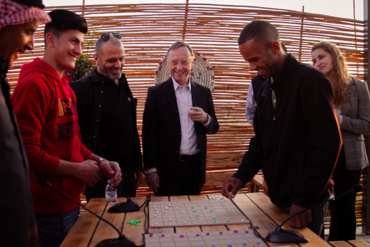 السفارة الهولندية في عمان ومنظمة شركاء