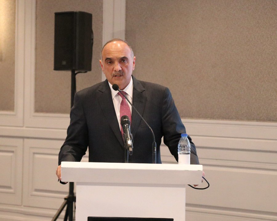 بشر الخصاونة: العيون الحمراء لهؤلاء