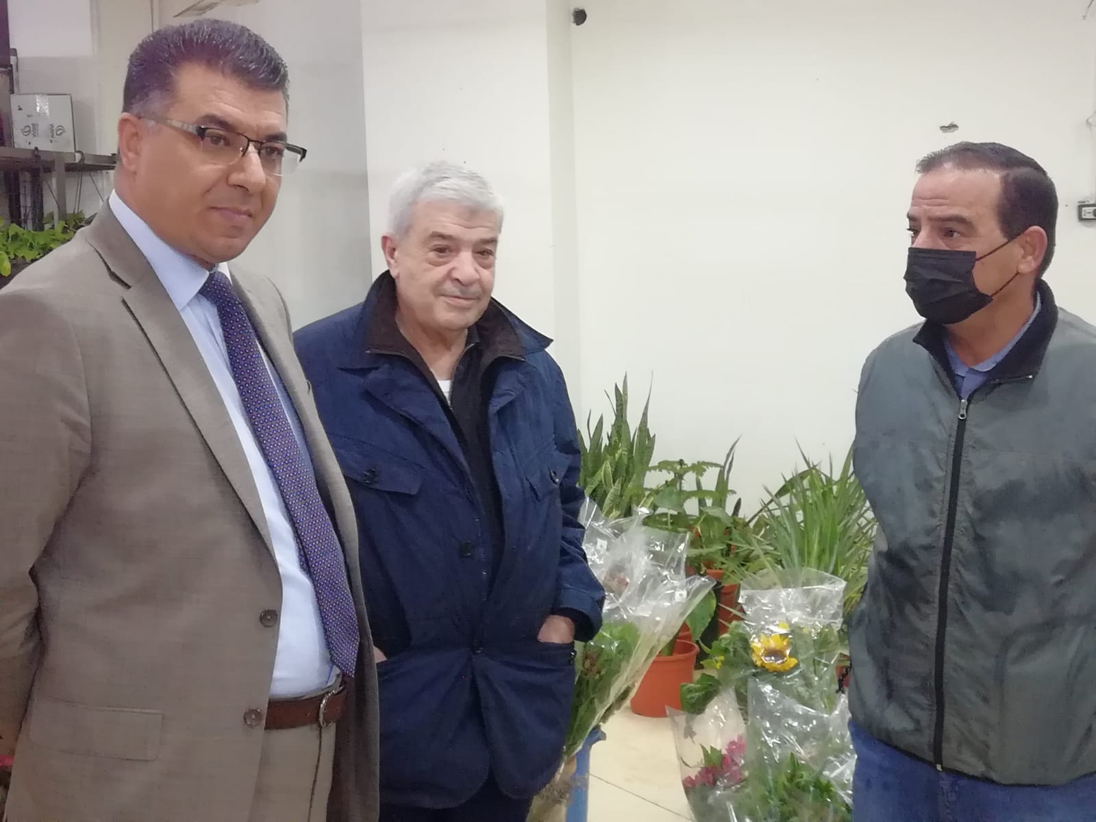 “الزراعة”: سننظم استيراد أصناف الورود غير