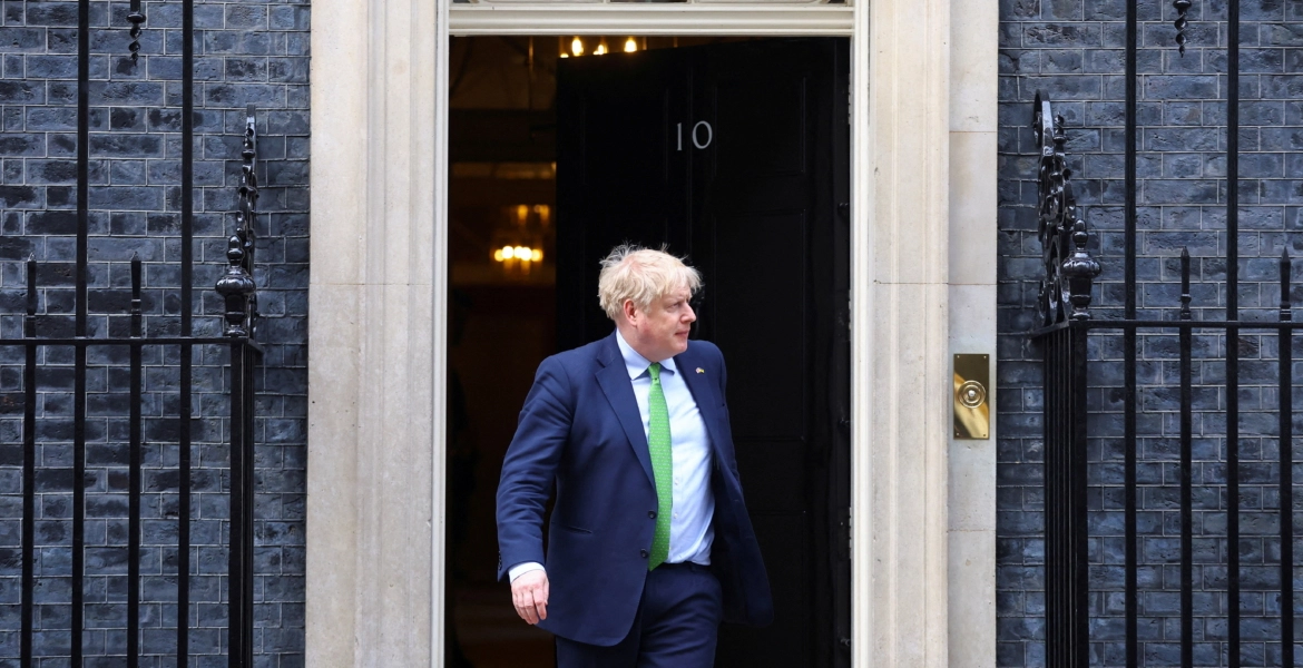 بريطانيا تحسم قضية “حفلات كورونا