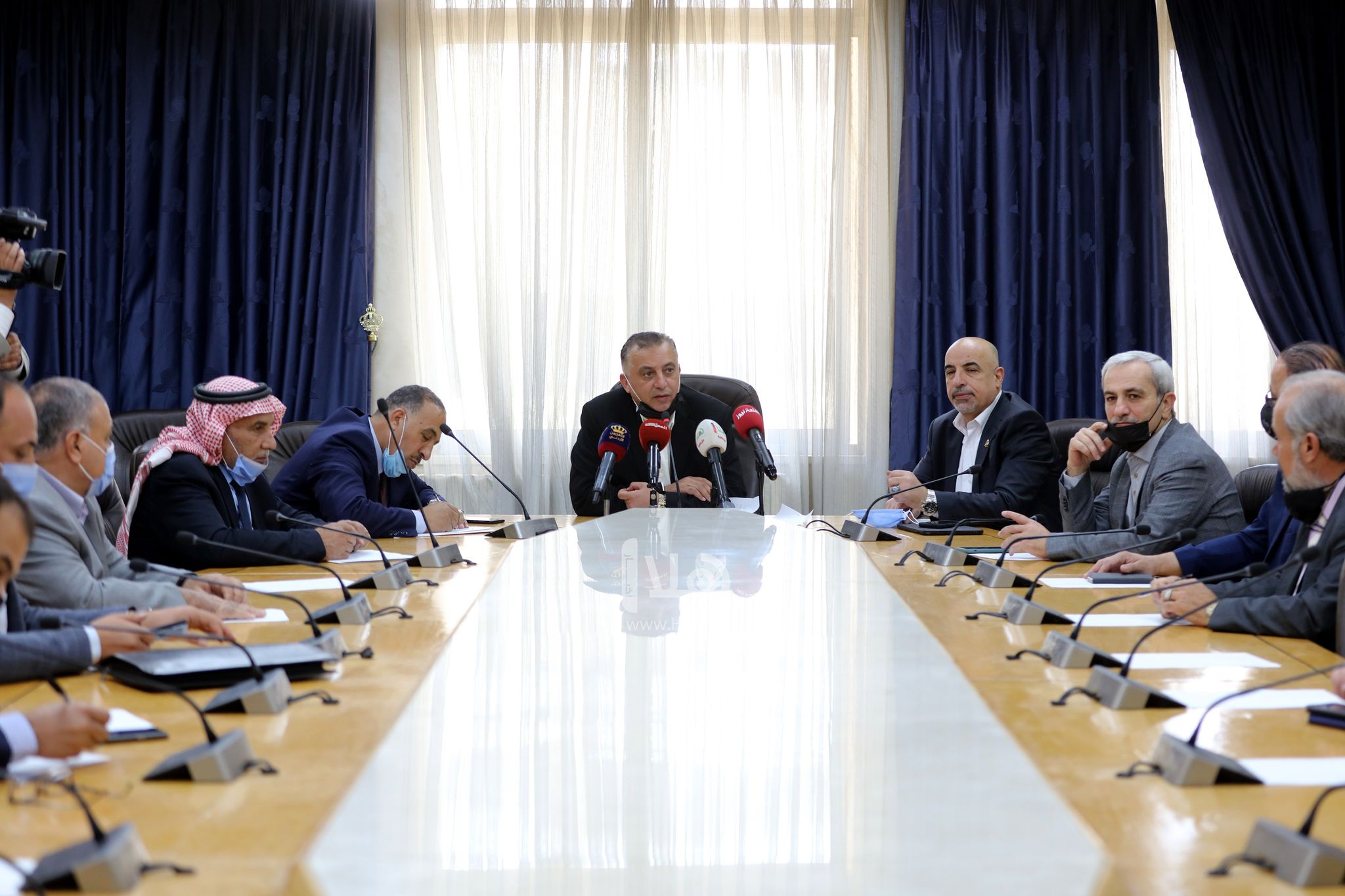 رباح ينسحب من عضوية “فلسطين النيابية”