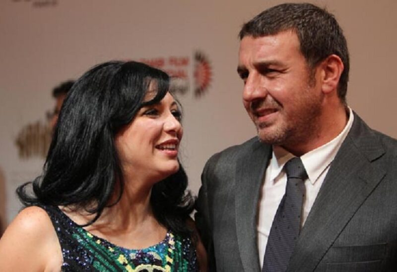 سلاف فواخرجي تعلن إنفصالها عن زوجها