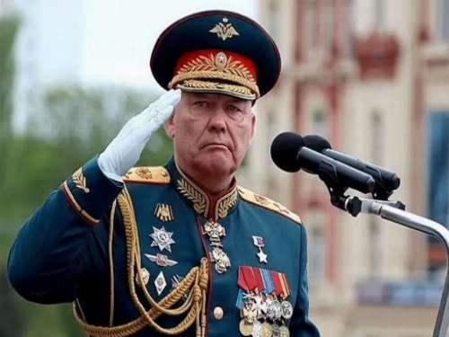 بوتين يستدعي قائد روسي من سوريا