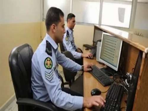 من محاكم إلى أردنيين (أسماء)