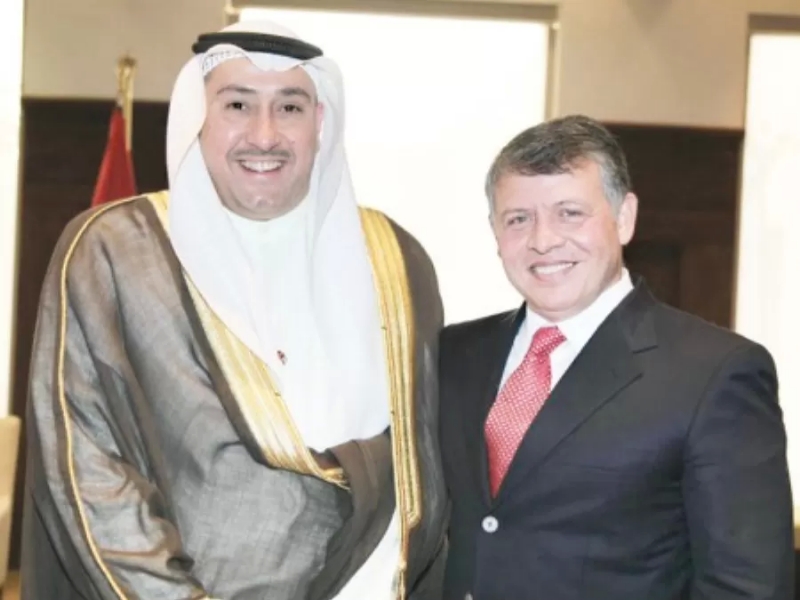 الشيخ فيصل الحمود يطمئن على صحة