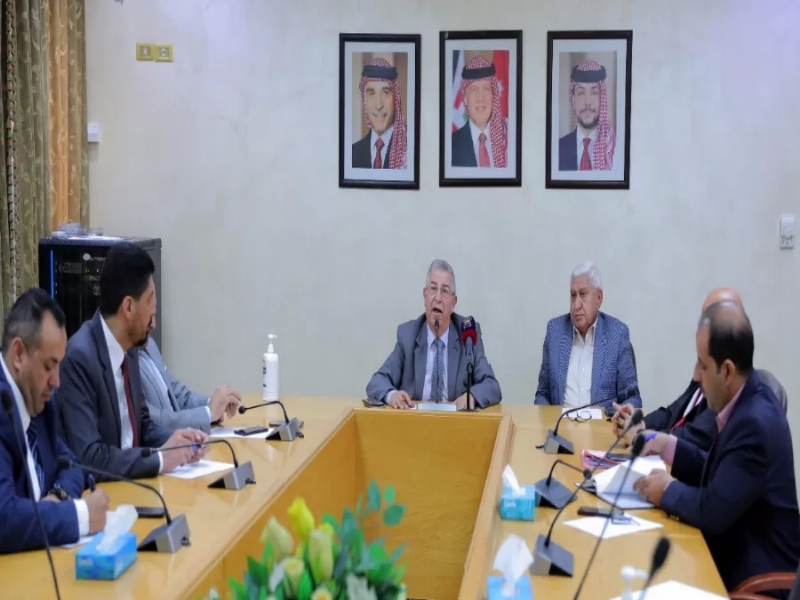 الصحة النيابية تدعو للوقوف على مشاكل