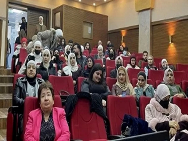 صحتها أولويتنا شعار حملة لكلية التمريض