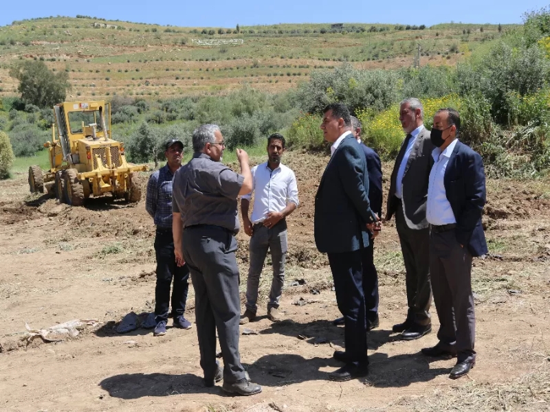 وزير الزراعة يتفقد مراحل انتقال ودمج