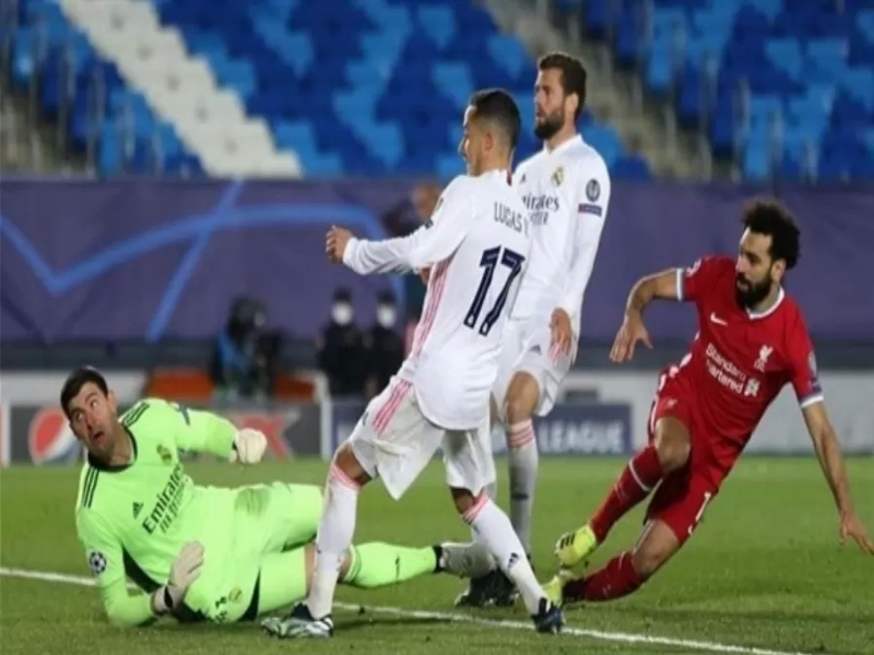 كورتوا: انتقال صلاح إلى الليغا لن