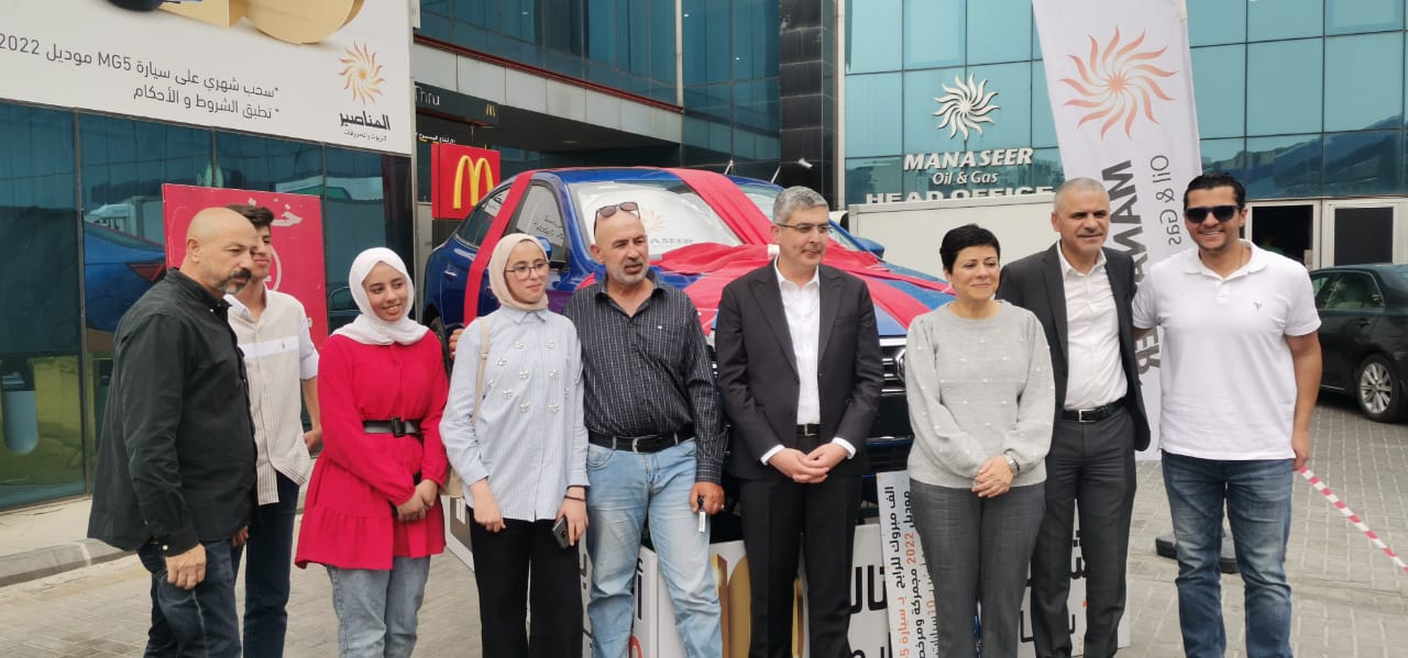 خضر العموري الرابح بأول سيارة MG5