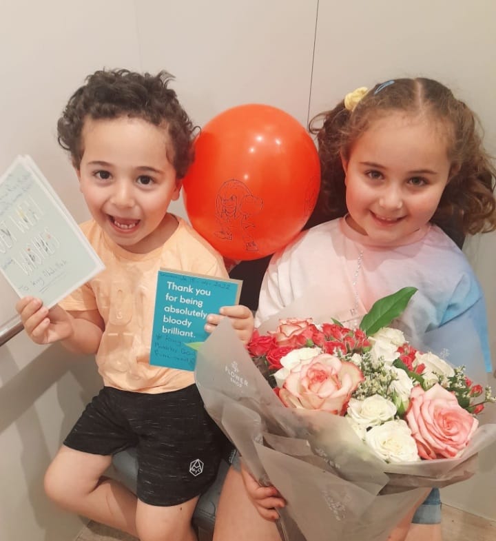 الطفلان ميرال وريان من بريطانيا يبعثان