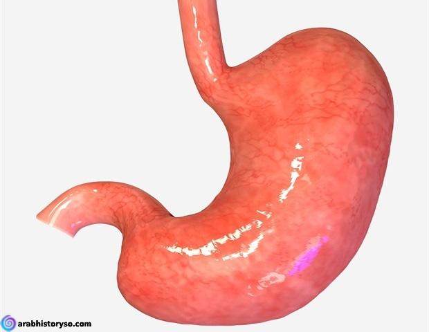تعاني من حالة نادرة تجعلها تبدو