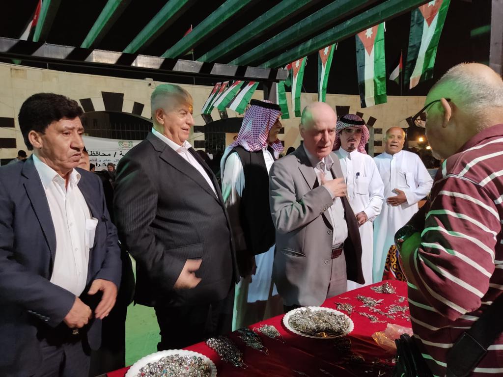 عضيبات يرعى افتتاح فعاليات البازار الخيري