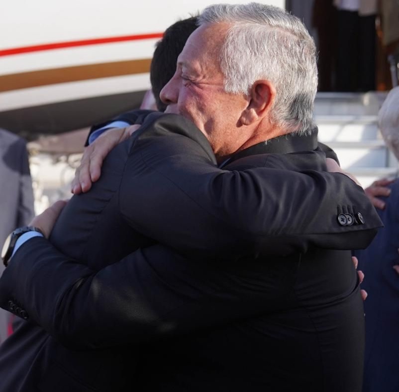 أبناء المرحوم طايل شلاش المجالي يهنئون