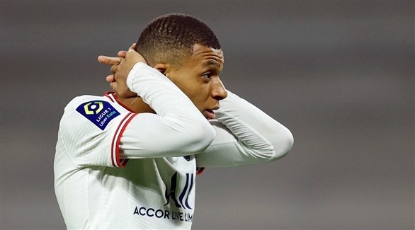 بوكيتينو يتمنى الاحتفاظ بمبابي