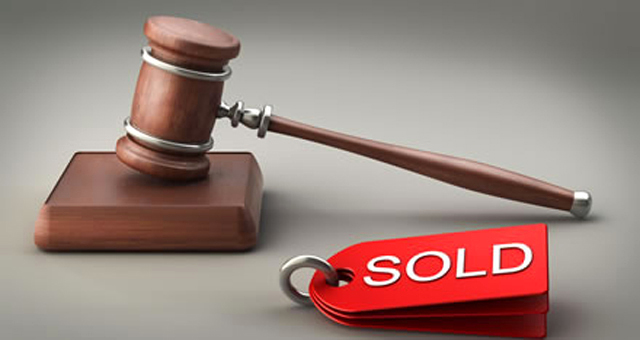 قطعتا أرض نائب سابق.. بالمزاد