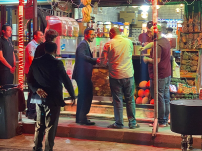 ولي العهد الأمير الحسين بعد إفطار