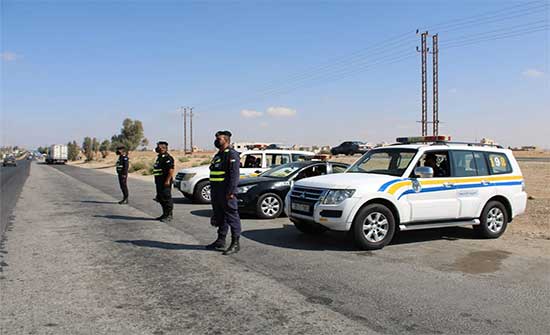 ضبط مركبة تسير بسرعة 205 كلم