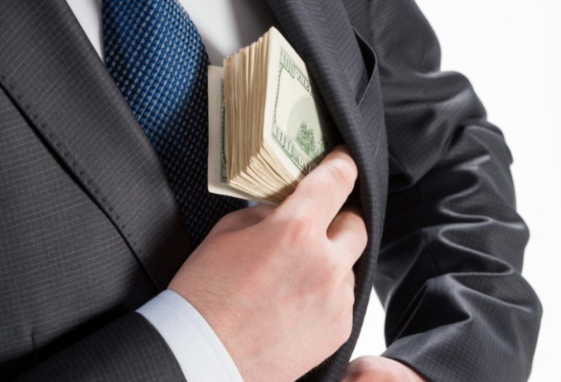 إدانة موظف بشركة مساهمة عامة بالاختلاس