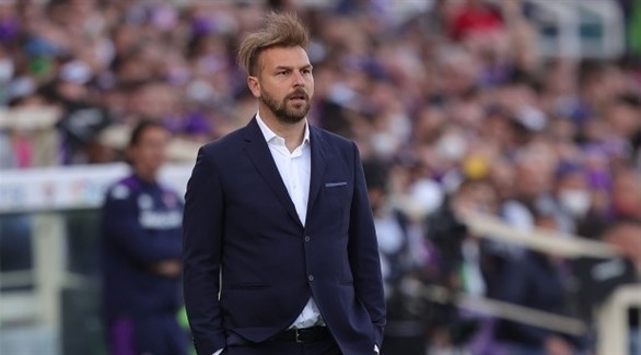 فينتسيا المهدد بالهبوط يقيل المدرب زانيتي