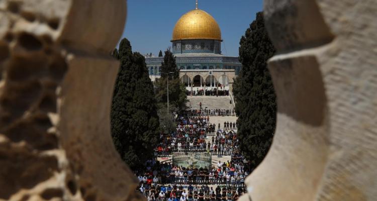 حماس تشيد بجهود الأوقاف الأردنية في