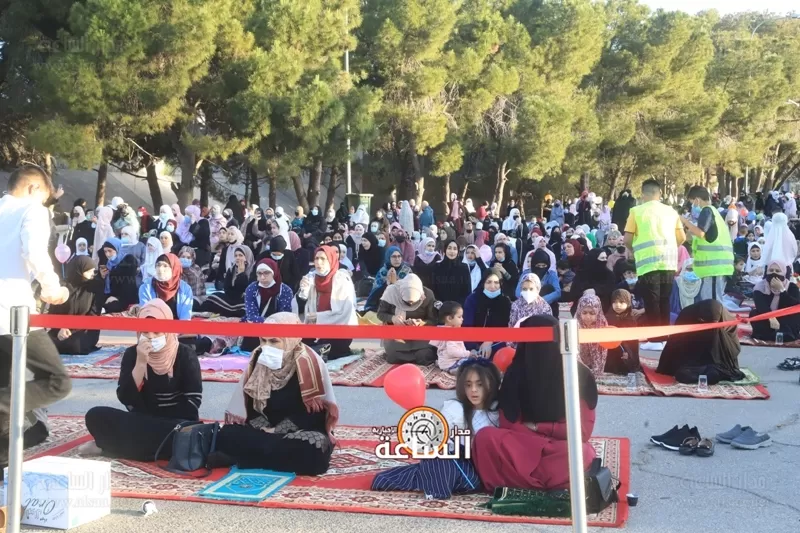 حكم التكبير الجماعي في العيد ووقته