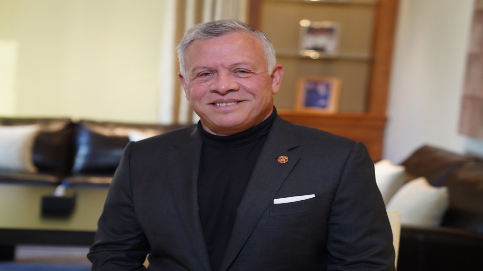 الملك يلتقي قيادات مسيحية في الولايات