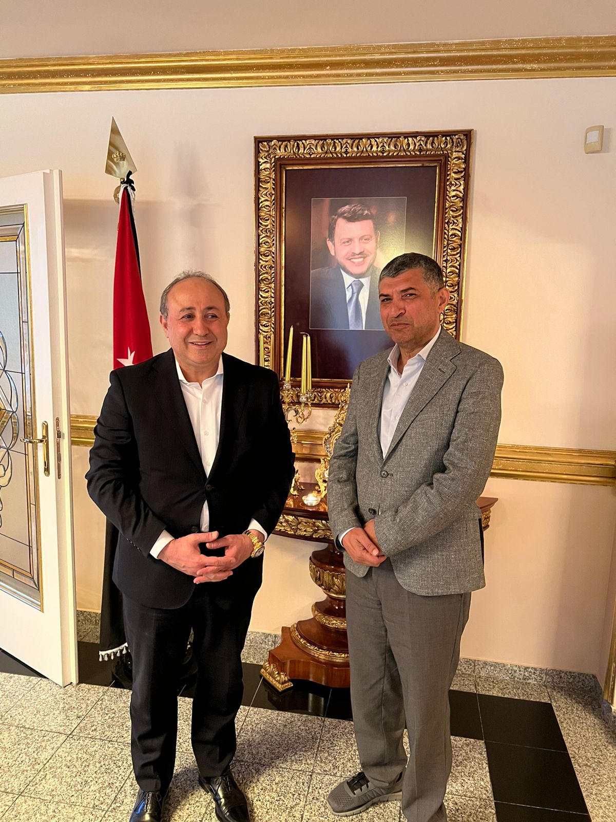 السواعير يطلع على التجربة الحزبية في