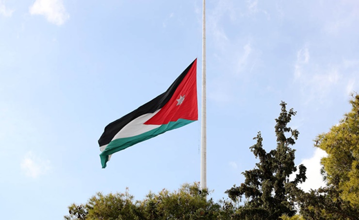 الخصاونة يعلن حالة الحداد العام في