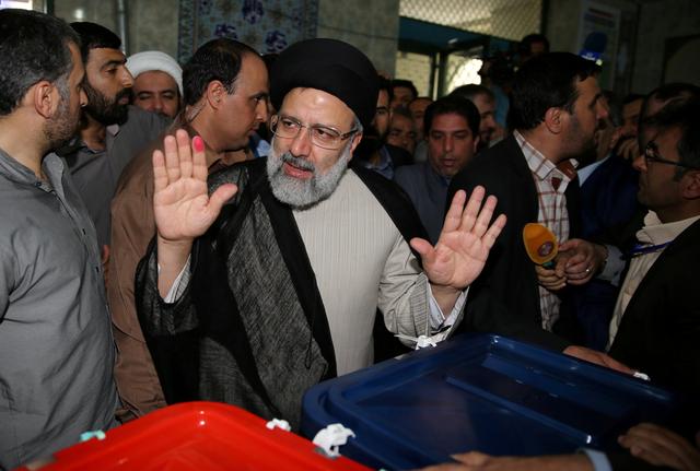 طرق تجارة جديدة تدرّ على طهران