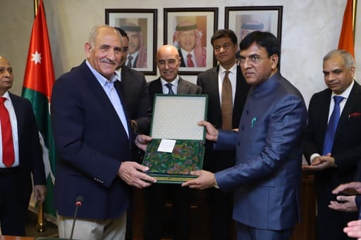 الفوسفات الأردنية توقع اتفاقيات ومذكرات تفاهم