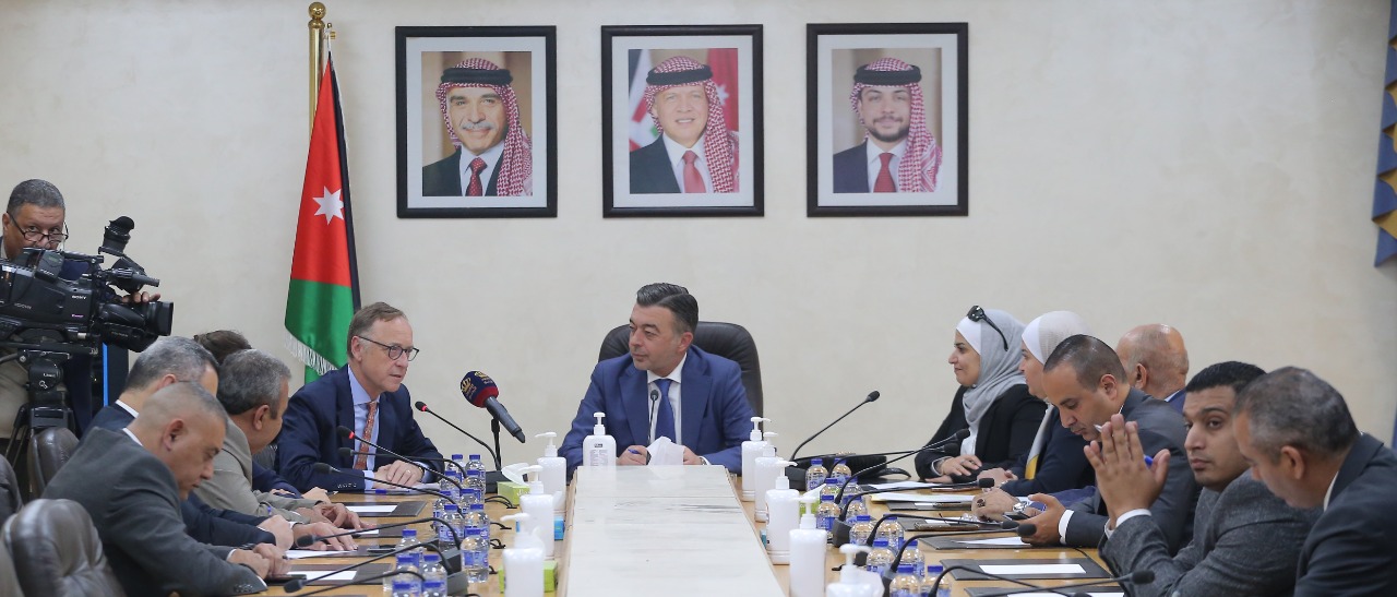 السفير الهولندي يؤكد أهمية الوصاية الهاشمية