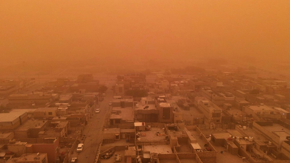 تعليق الرحلات الجوية في 3 مطارات