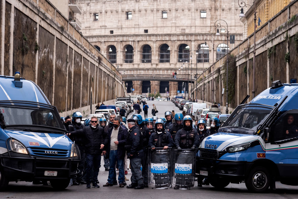 اعتقال زعماء مافيا أرادوا التمدد بروما
